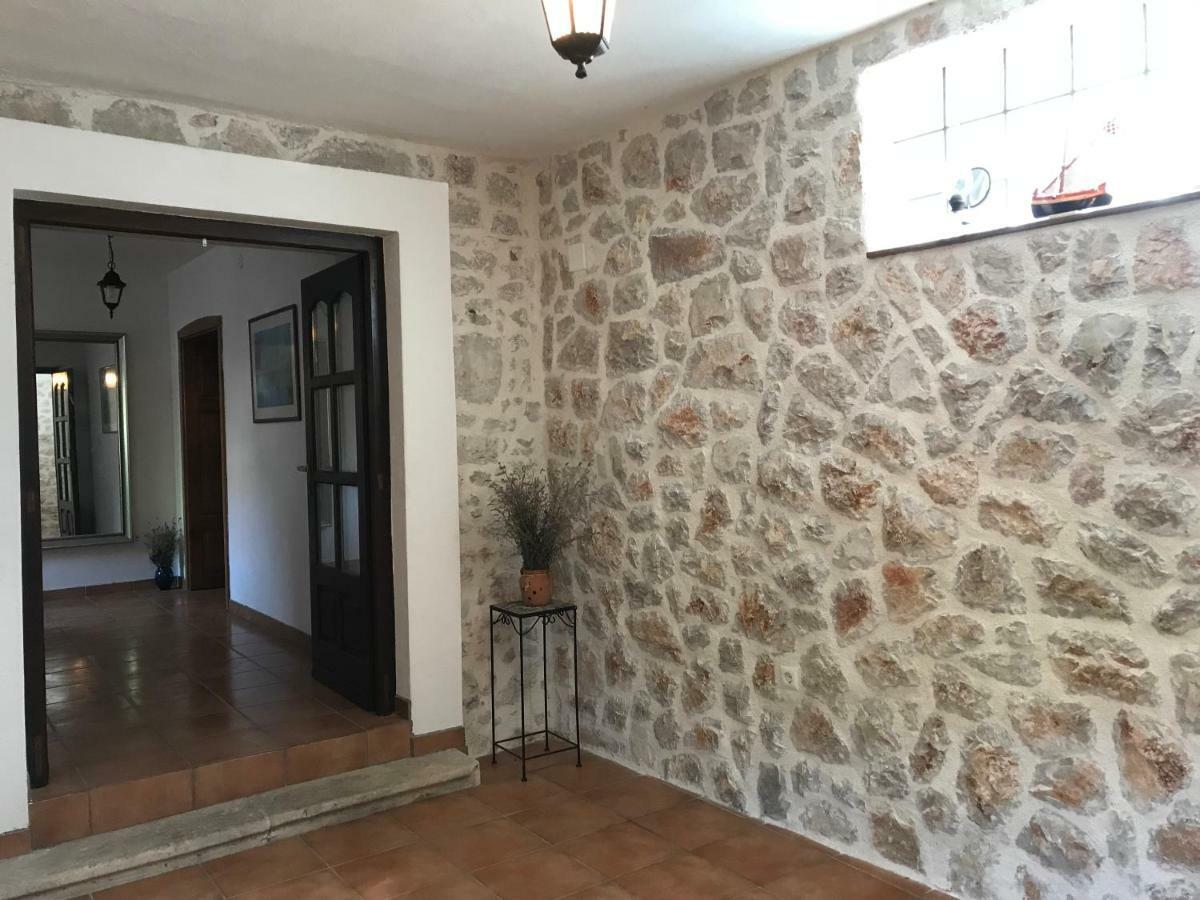 Villa Mediterranea Murter Exterior photo